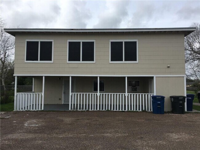 Building Photo - 2907 E Harrington Dr