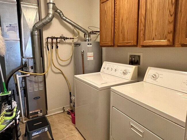 Building Photo - 3B2B Ranch May Short-Term Stay Perfect for Purdue University Graduation Families