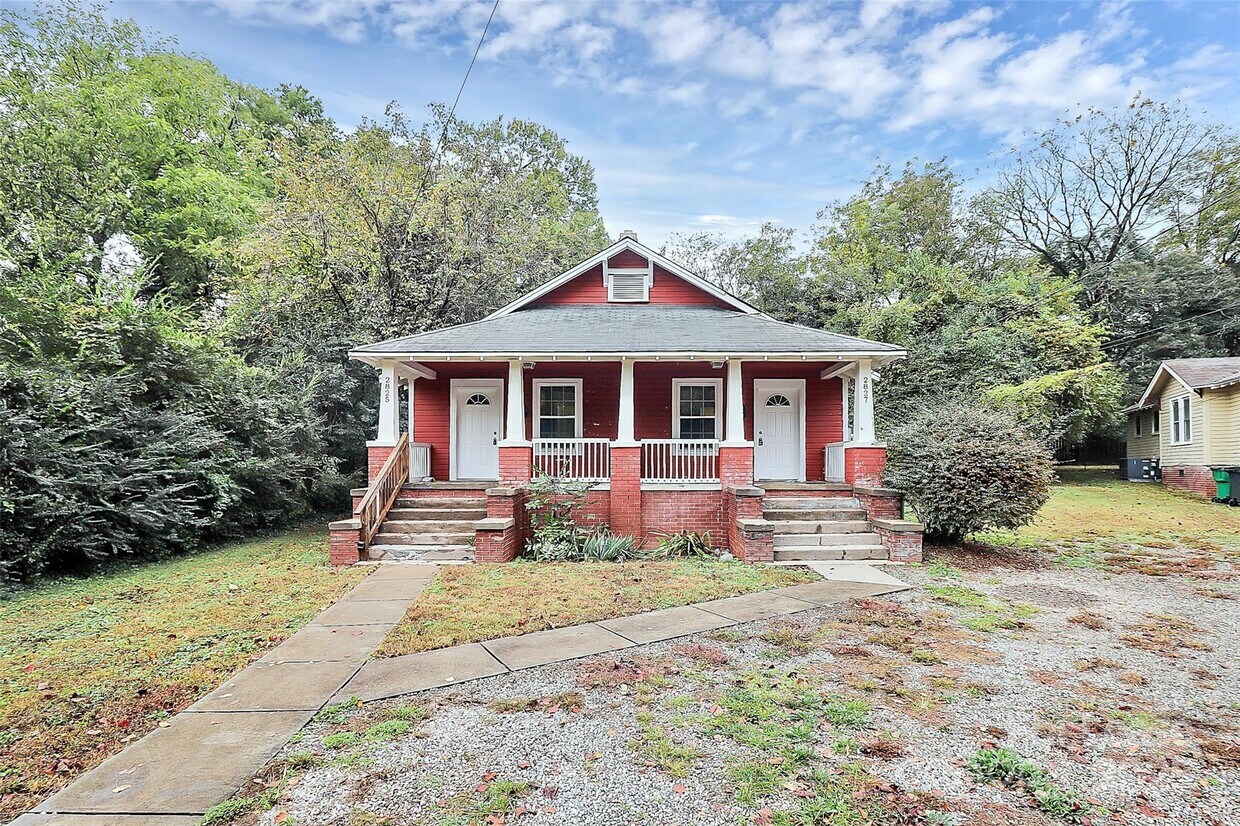 Foto principal - 2825 Morson St