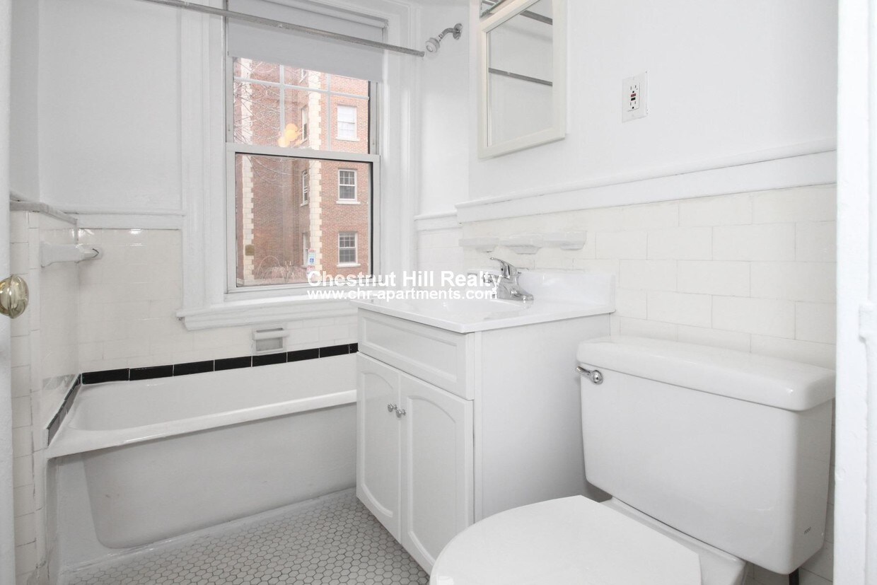 Primary Photo - 8 Chauncy St