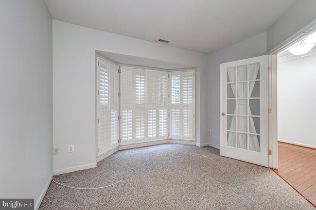 Building Photo - 730 Catts Tavern Dr