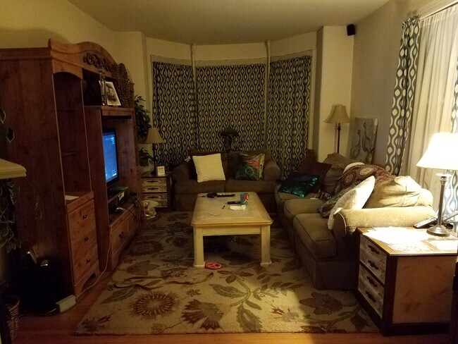 Foto del edificio - 44 N Giles St