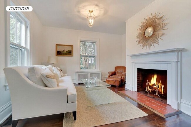 Building Photo - 32 Moses Ln