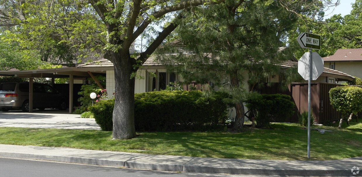 Foto del edificio - 2021-2023 Vanderslice Ave