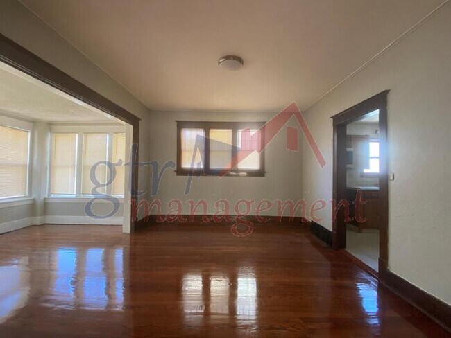 Foto del edificio - 6129 N 24th St