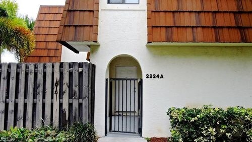 Foto del edificio - 2224 White Pine Cir