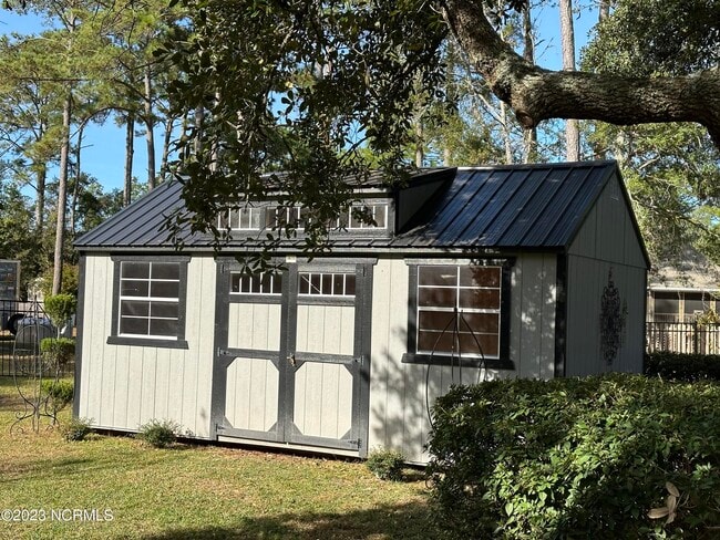 Building Photo - 205 Gemini Ct