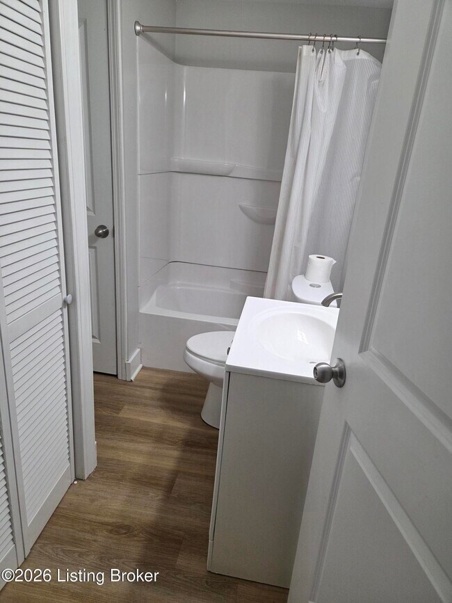 Foto del edificio - 2505 Franklin Ave