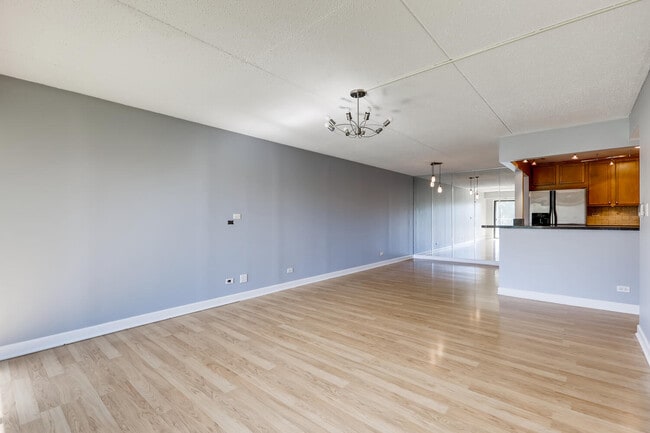 Foto del edificio - 475 Plum Creek Dr