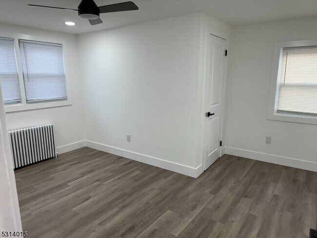 Building Photo - 118 Union Ave