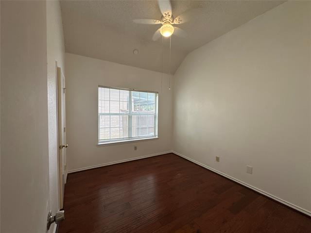 Foto del edificio - 2336 Timber Creek Dr