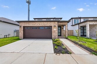 Building Photo - 4344 Avron Dr