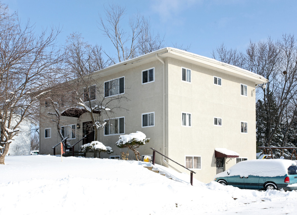 Foto principal - 5706 Potter St