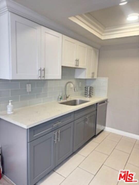 Building Photo - 1616 W 206th St