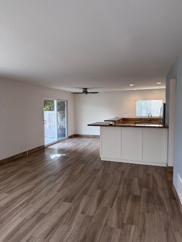 Foto del edificio - 4611 Park Dr