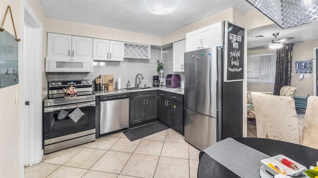 Foto del edificio - 9478 SW 51st St