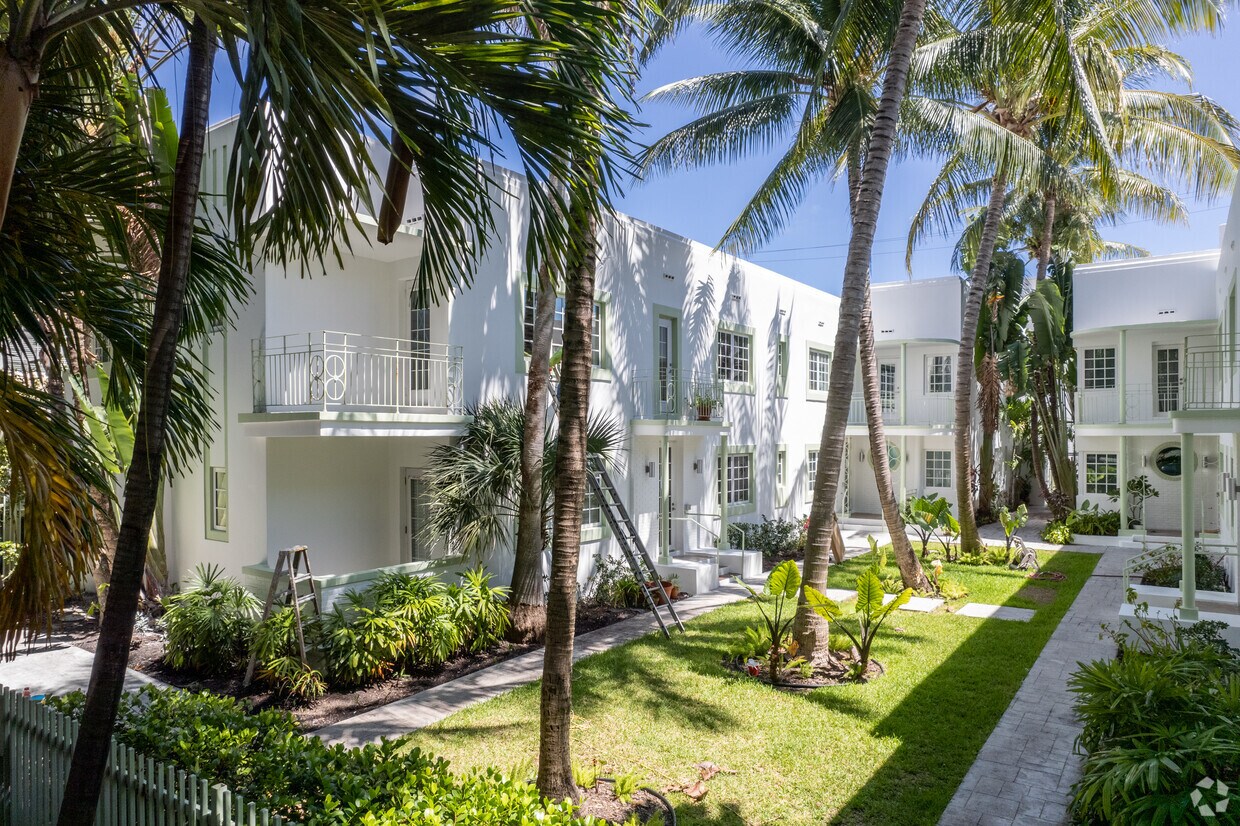 Primary Photo - Park Front Apartments