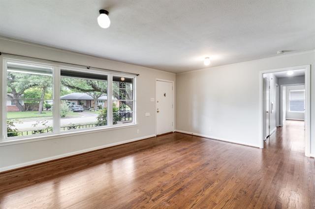 Foto del edificio - 9831 Mercer Dr