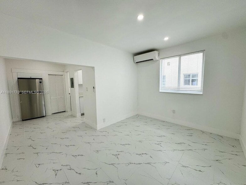 Photo - 856 SW 6th Street Unit 102