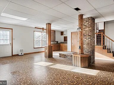 Building Photo - 468 Hillcrest Rd