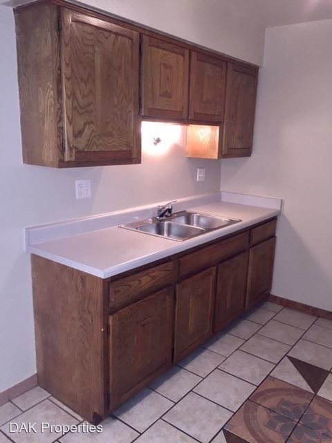 Foto del edificio - 4040 S 65th St