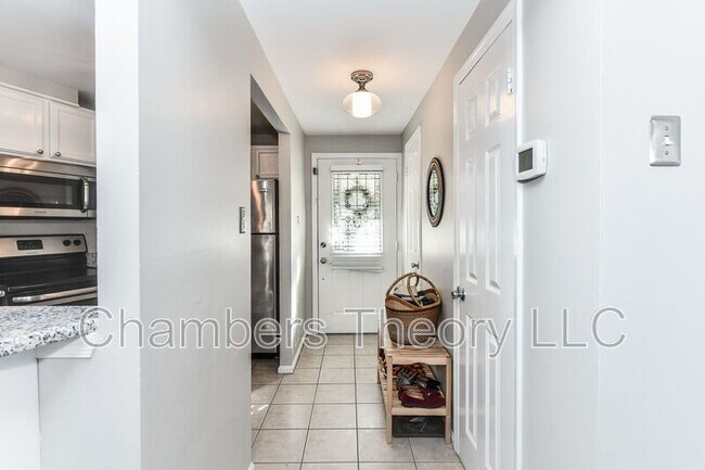Foto del edificio - 2184 Whisperwood Glen Ln