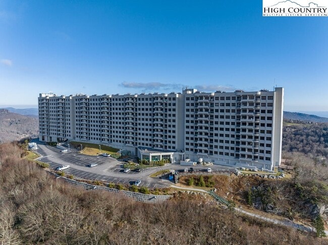Building Photo - 303 Sugar Top Dr