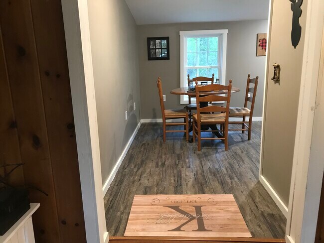 Foto del edificio - 208 Grafton Turnpike Rd