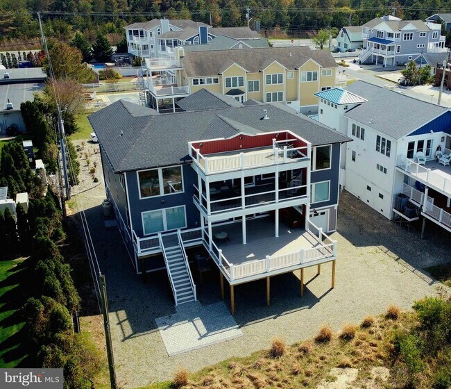 Foto del edificio - 5 Warren Rd