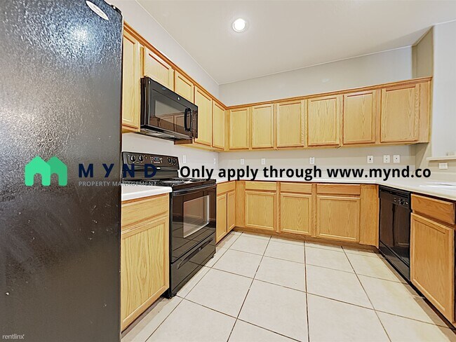 Foto del edificio - 4 br, 3 bath House - 3915 E Kent Ave
