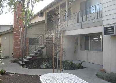 Primary Photo - 176 Sierra Dr