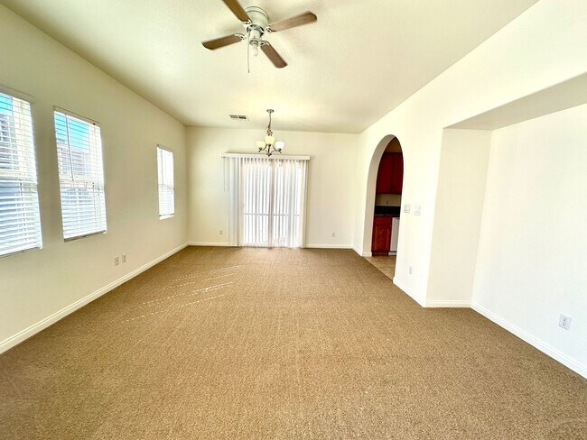 Building Photo - 5383Flowing Spring Street, Las Vegas, Nevada 89122