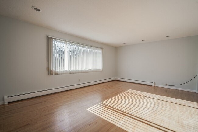 Foto del edificio - 112 Barbara Ln