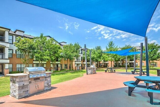 Building Photo - 2101 US-80