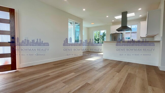 Foto del edificio - 6742 Waterman Ct