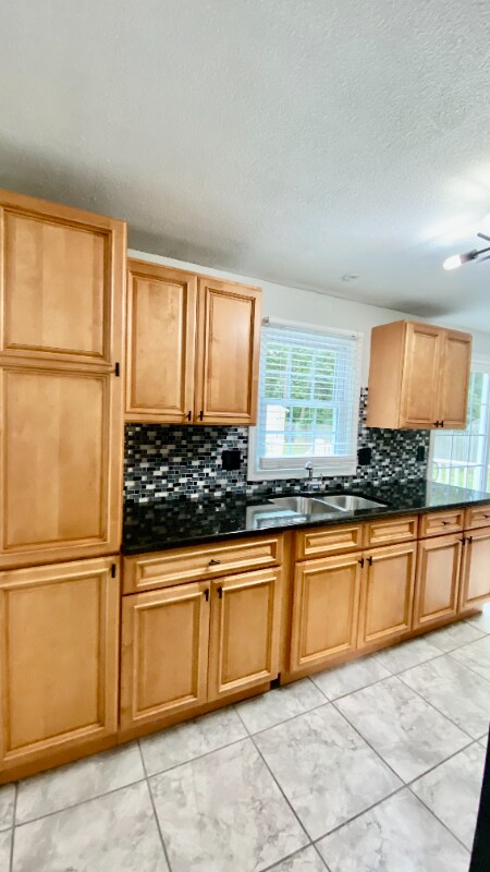 Foto del edificio - 15 Jones Dr