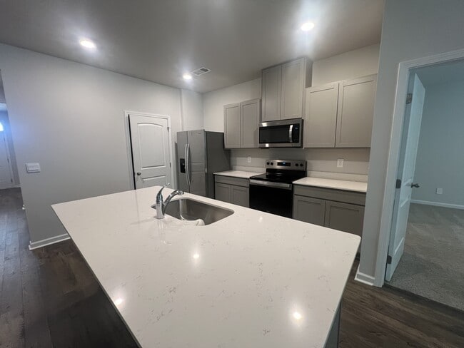 Foto del edificio - 110 Hartmann Crossing Dr