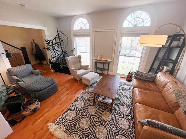 Foto del edificio - 2104 2nd St NW