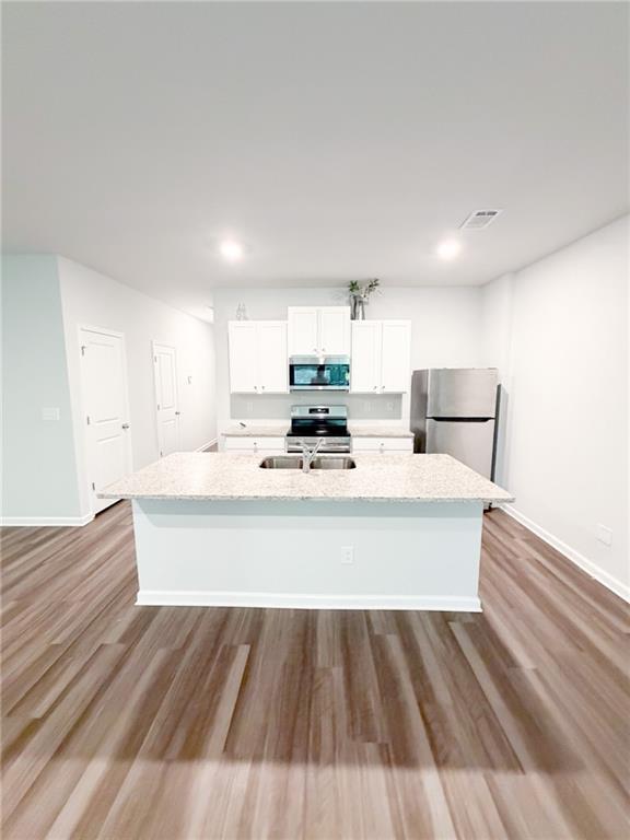 Foto del edificio - 310 Oakwood Dr NW