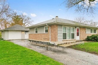 Building Photo - 129 Nauvoo St