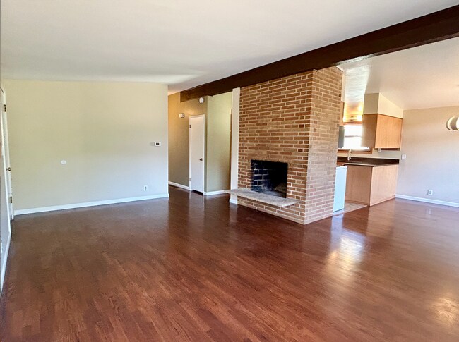 Foto del edificio - Upper Rainier Beach Home