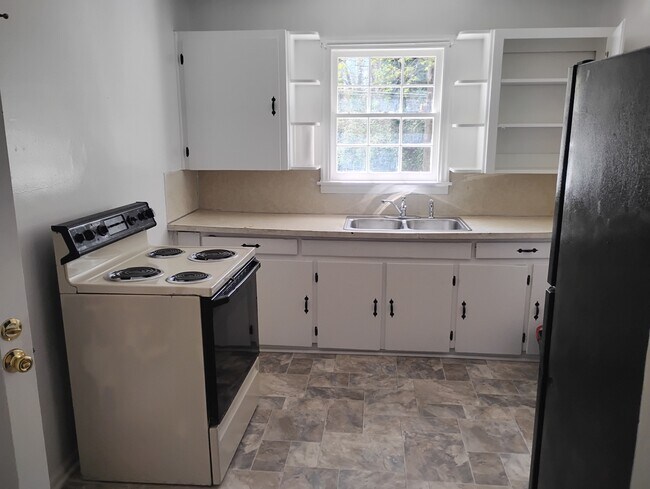 Foto del edificio - 1240 Alta Vista Dr