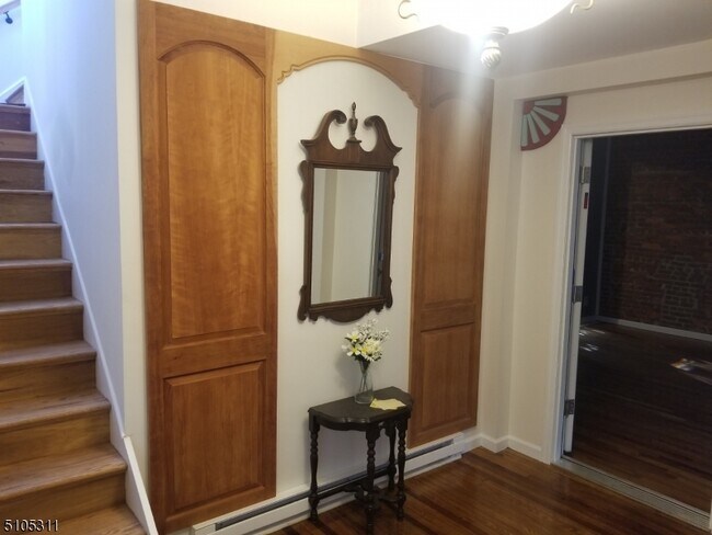 Foto del edificio - 340 Franklin Pl