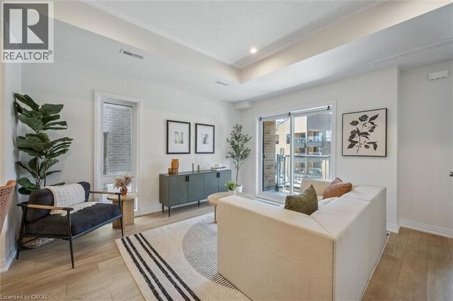 Building Photo - 81 REVERIE Wy