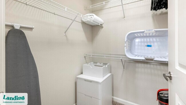 Foto del edificio - 715 W Slaughter Ln