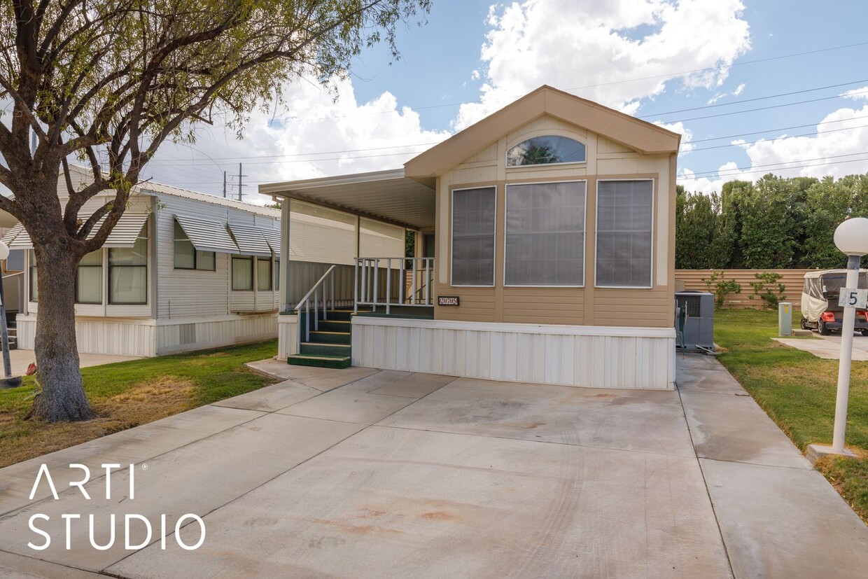 Foto principal - Furnished manufactured home situated withi...