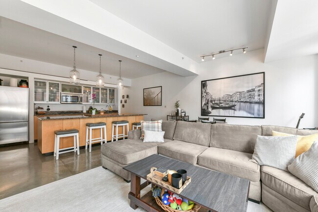 Foto del edificio - 1310 Washington St