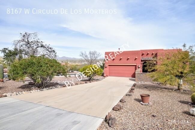 Foto del edificio - Stunning Santa Fe Style Home with Breathta...