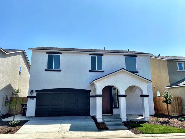 Building Photo - 3045 E Mary Ave