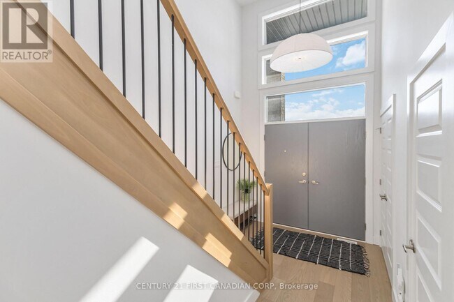 Building Photo - 184 Crestview Dr